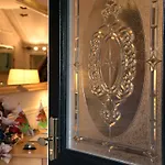 Alice Court Guest House