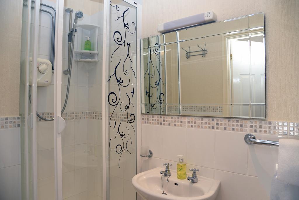 Alice Court Guest house Llandudno
