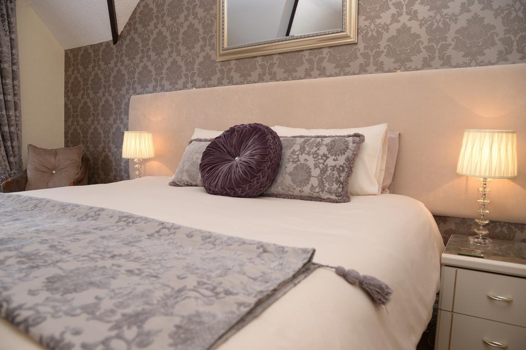 Guest house Alice Court 4*